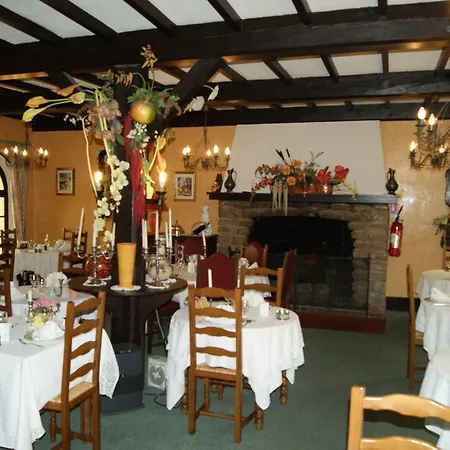 ホテル De La Poste *