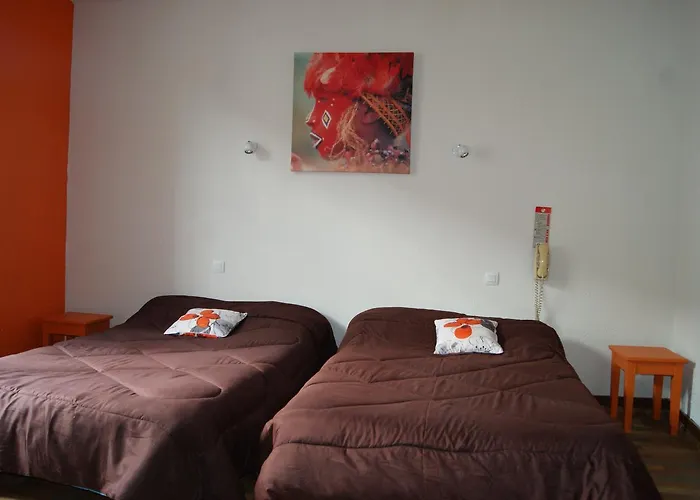 De La Poste * Ceyrat